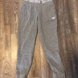 xs hollister joggers